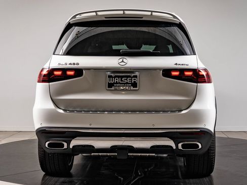 New 2026 Mercedes-Benz GLS 450 4MATIC image 7