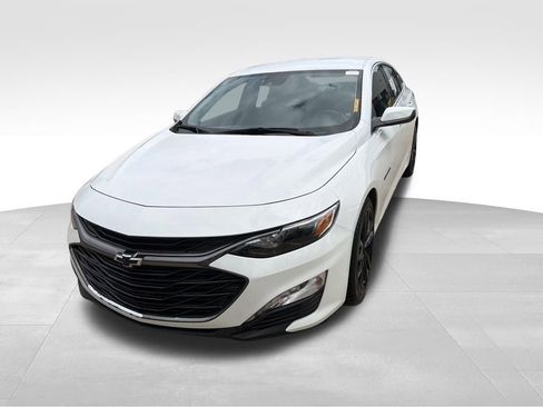 Used 2024 Chevrolet Malibu LT w/ Midnight Edition FWD image 5