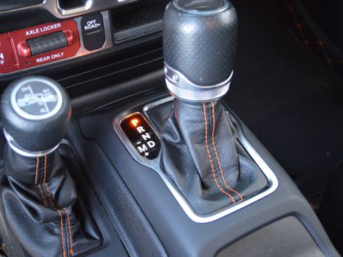 Used 2021 Jeep Gladiator Mojave image 27