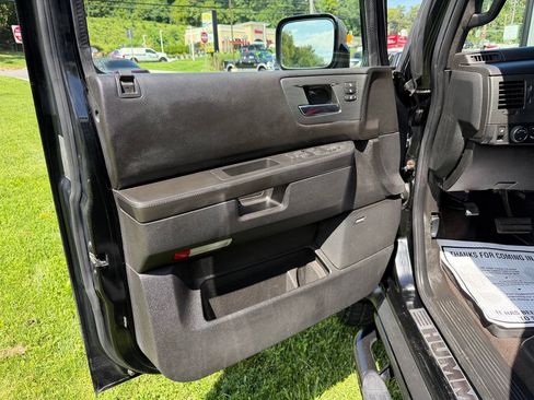 Used 2009 HUMMER H2 Luxury AWD/4WD image 14