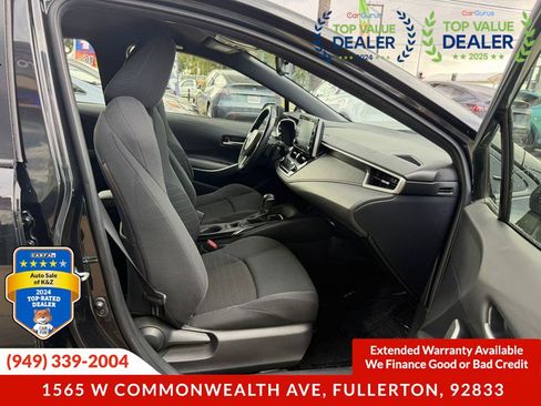 Used 2020 Toyota Corolla SE w/ SE Premium Package FWD image 22