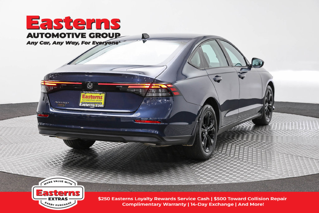Used 2025 Honda Accord SE image 6