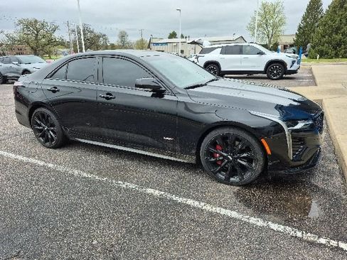 Used 2023 Cadillac CT4 V w/ Navigation Package AWD/4WD image 3