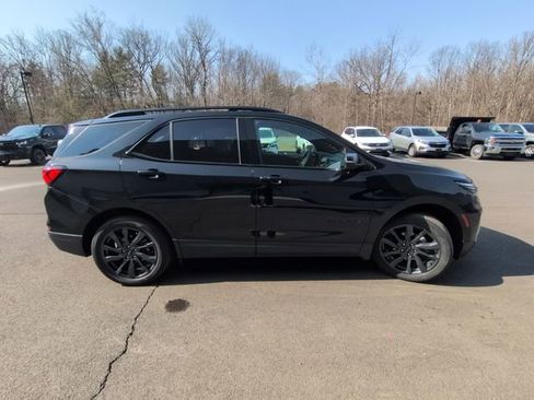 Used 2023 Chevrolet Equinox RS w/ RS Leather Package image 5