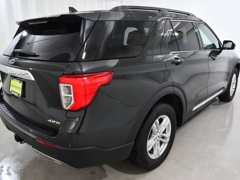 Used 2022 Ford Explorer XLT w/ Equipment Group 202A image 11