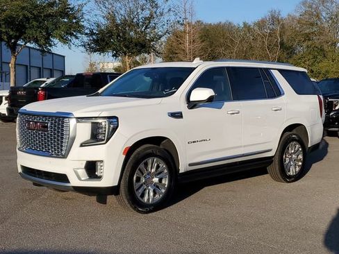 Used 2022 GMC Yukon Denali image 2