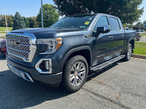 Used 2021 GMC Sierra 1500 Denali w/ Technology Package AWD/4WD image 3