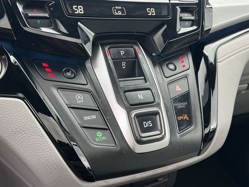 Used 2023 Honda Odyssey Touring image 20