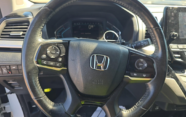 Used 2022 Honda Odyssey Touring image 5