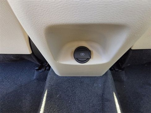 Used 2019 Hyundai Sonata SEL w/ Tech Package 02 image 13