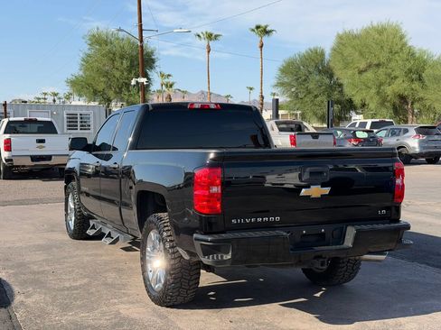 Used 2019 Chevrolet Silverado 1500 Custom w/ Custom Convenience Package RWD image 6