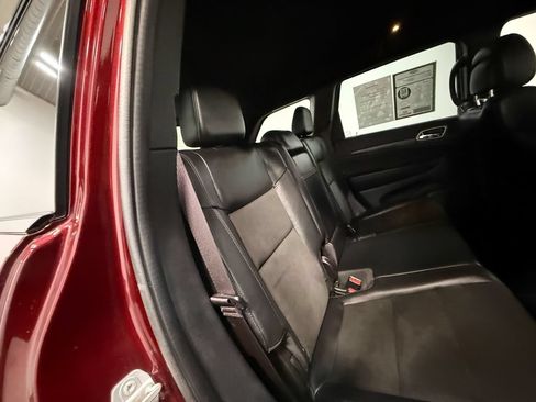 Used 2022 Jeep Grand Cherokee Laredo X AWD/4WD image 65