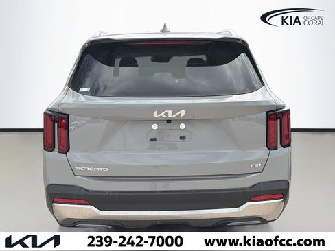 New 2026 Kia Sorento EX image 4