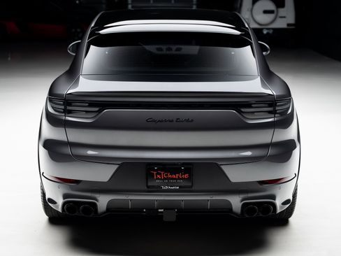 Used 2023 Porsche Cayenne Turbo image 23