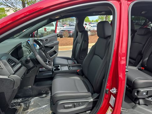 New 2026 Honda Odyssey Sport-L image 17