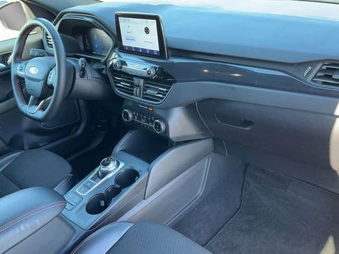 Used 2024 Ford Escape ST-Line image 27