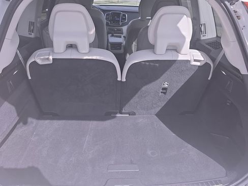 Used 2023 Volvo XC90 B6 Plus w/ Protection Package Premier AWD/4WD image 15