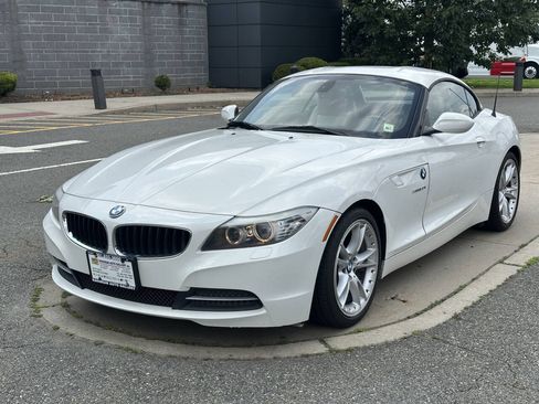 Used 2009 BMW Z4 sDrive30i RWD image 1