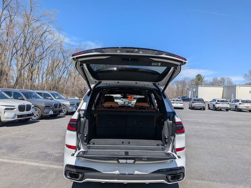 New 2026 BMW X7 xDrive40i w/ M Sport Package image 22