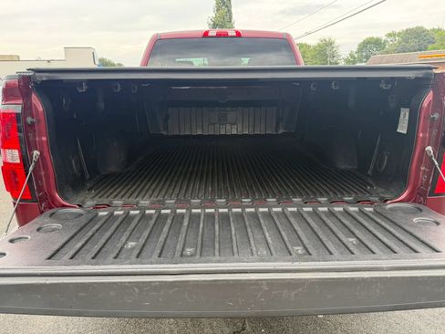 Used 2014 GMC Sierra 1500 SLE w/ SLE Value Package AWD/4WD image 12