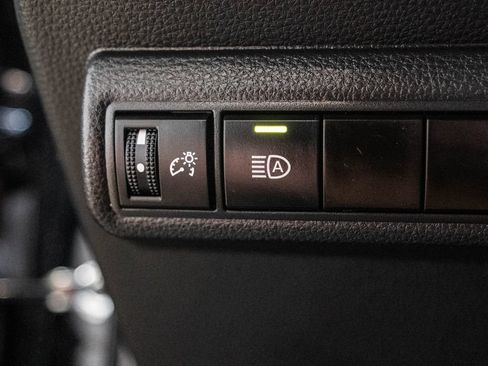 Used 2024 Toyota Corolla LE FWD image 21