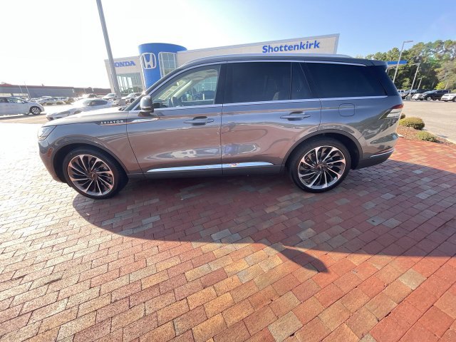 Used 2025 Lincoln Aviator Reserve w/ Illumination Package RWD image 30