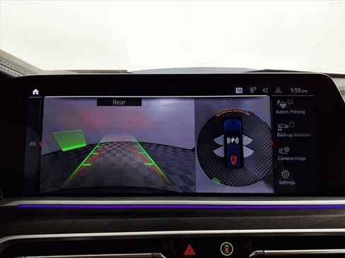 Used 2022 BMW X7 xDrive40i w/ Executive Package image 19