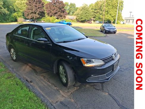 Used 2013 Volkswagen Jetta SE FWD image 4