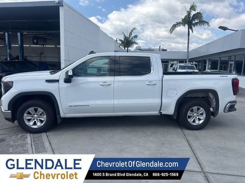 Used 2024 GMC Sierra 1500 SLE image 3