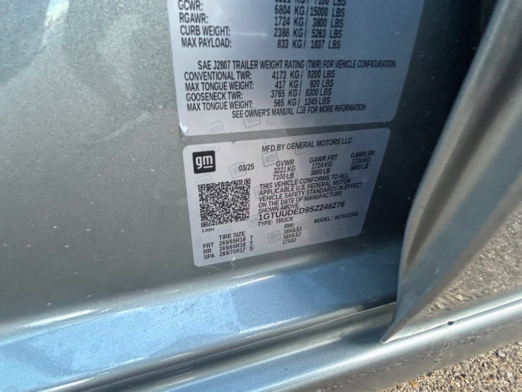 Used 2025 GMC Sierra 1500 SLT AWD/4WD image 10