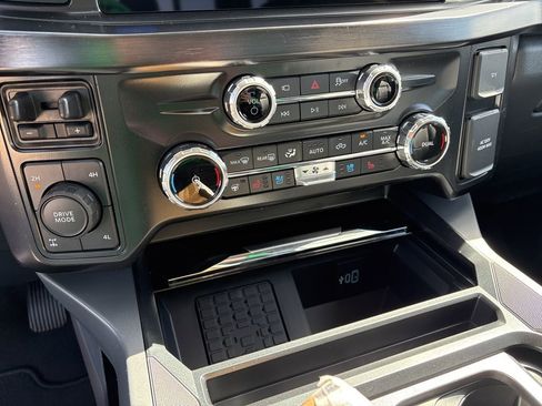 New 2026 Ford F250 Lariat w/ Lariat Premium Package image 20