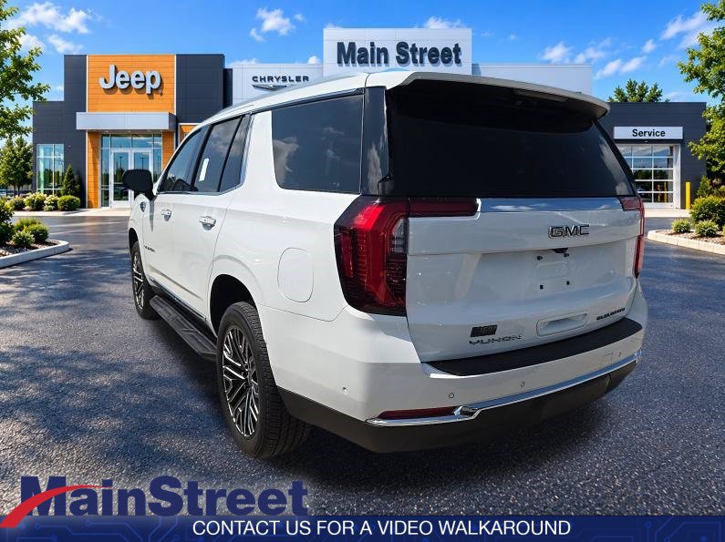 Used 2025 GMC Yukon Elevation w/ LPO, Elevation Black Package AWD/4WD image 3