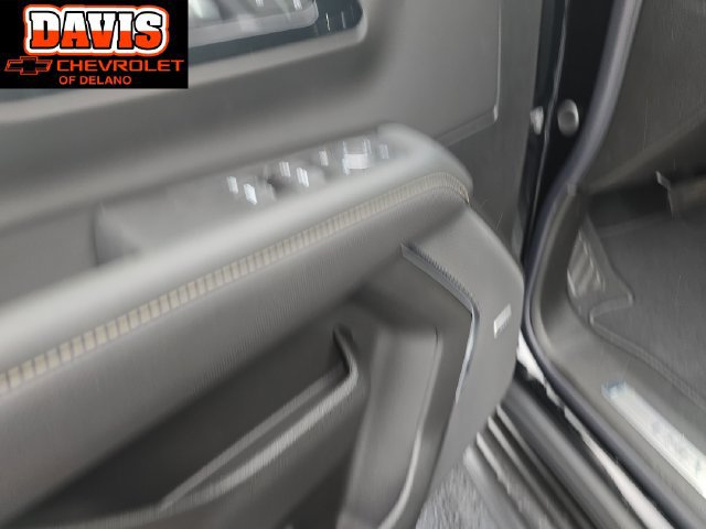 New 2027 Chevrolet Suburban Premier w/ Sun And Tow Package AWD/4WD image 26