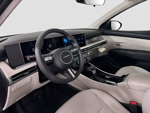 New 2026 Hyundai Tucson SE FWD image 9