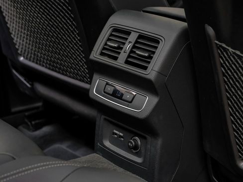 Used 2023 Audi Q5 2.0T Premium Plus w/ Premium Plus Package image 41