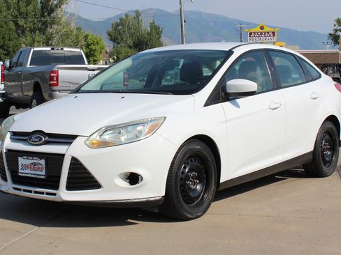 Used 2012 Ford Focus SE FWD image 24