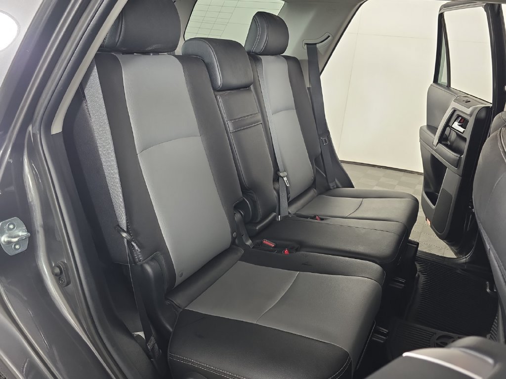 Used 2019 Toyota 4Runner SR5 Premium AWD/4WD image 29