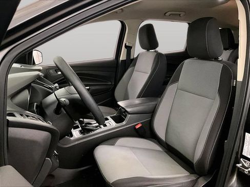 Used 2018 Ford Escape SE w/ SE Sync 3 Package FWD image 24