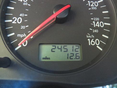 Used 2002 Volkswagen Golf 1.8T image 16