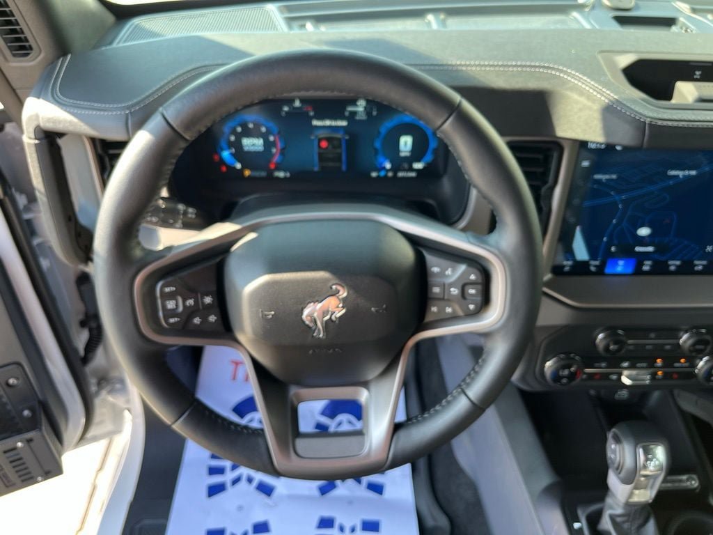 Used 2026 Ford Bronco Outer Banks w/ Sasquatch Package AWD/4WD image 9