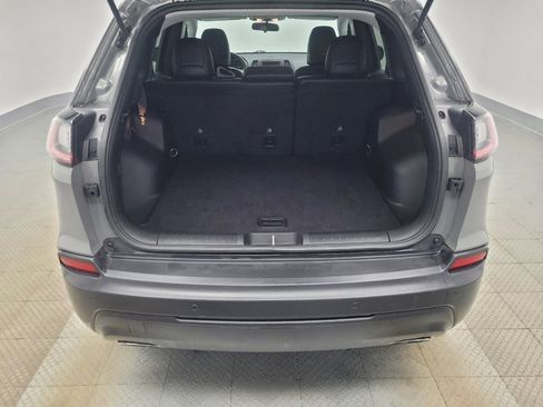 Used 2020 Jeep Cherokee Latitude Plus w/ Cold Weather Group image 29