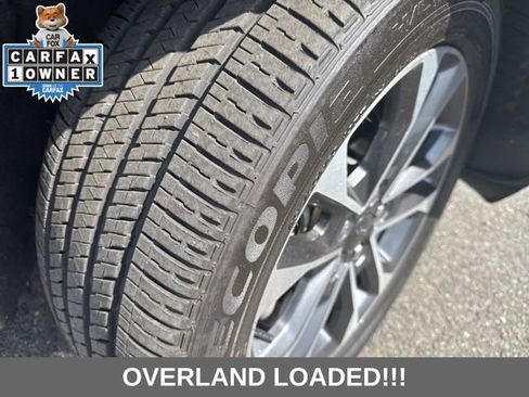 Used 2023 Jeep Grand Cherokee Overland w/ Luxury Tech Group IV image 15