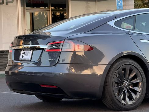 Used 2018 Tesla Model S 100D AWD/4WD image 7