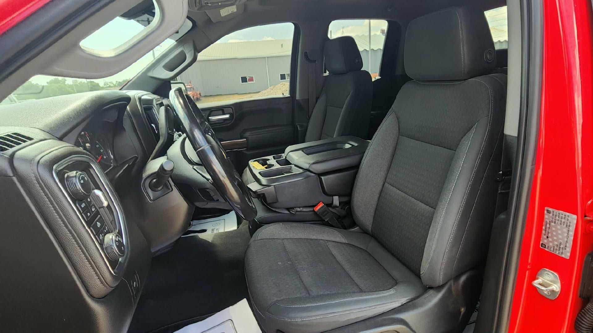 Used 2019 Chevrolet Silverado 1500 LT w/ All-Star Edition AWD/4WD image 10