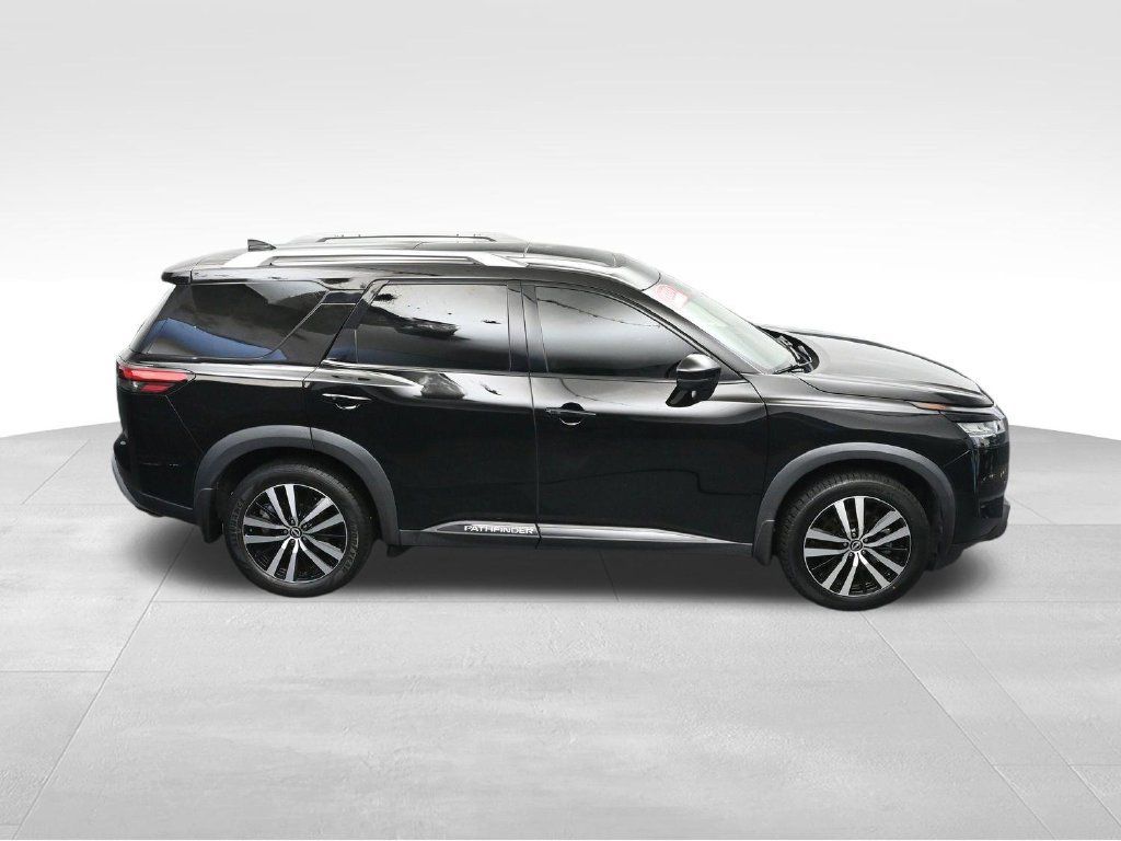 Used 2024 Nissan Pathfinder Platinum w/ Cargo Package AWD/4WD image 38