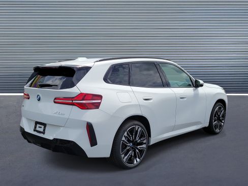 New 2026 BMW X3 xDrive30i w/ M Sport Package AWD/4WD image 3