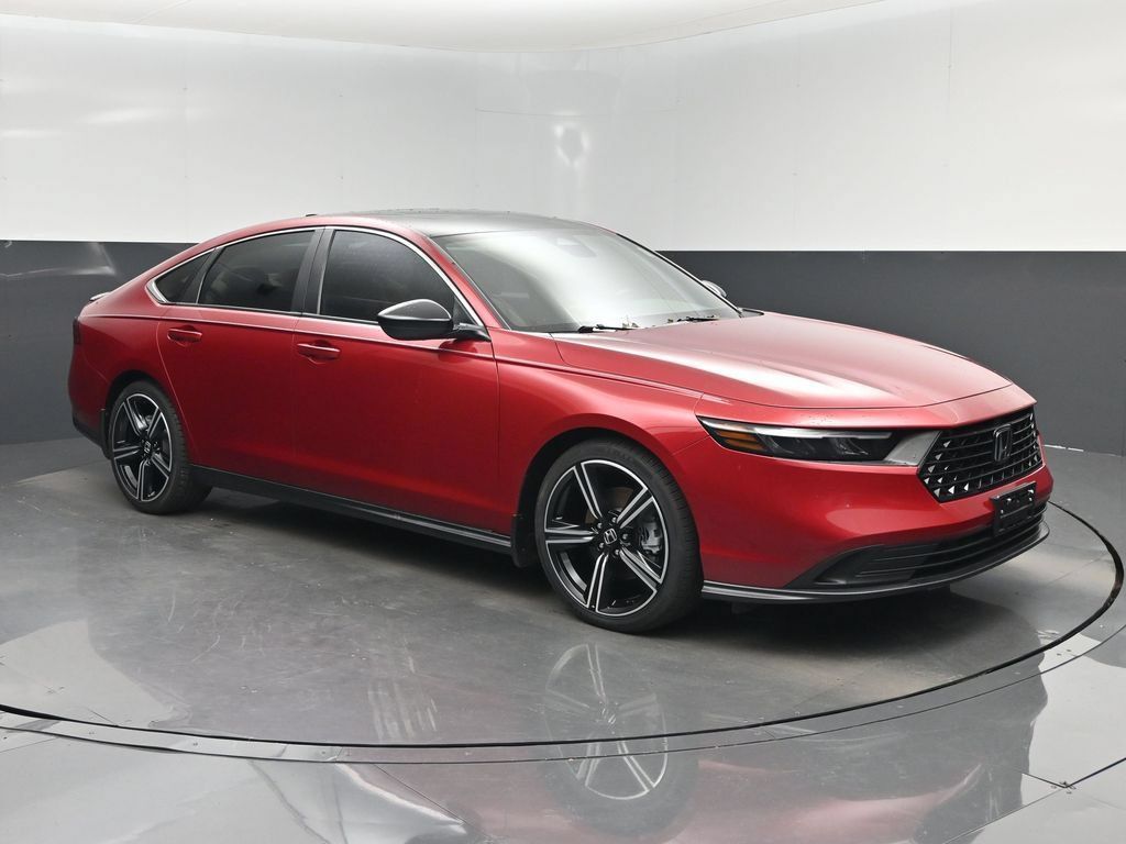 Used 2024 Honda Accord Sport image 1