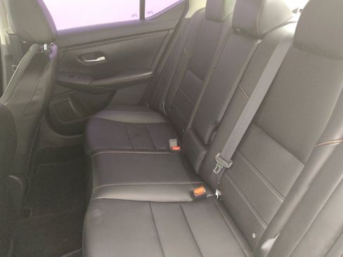 Used 2021 Nissan Sentra SR w/ SR Premium Package FWD image 18