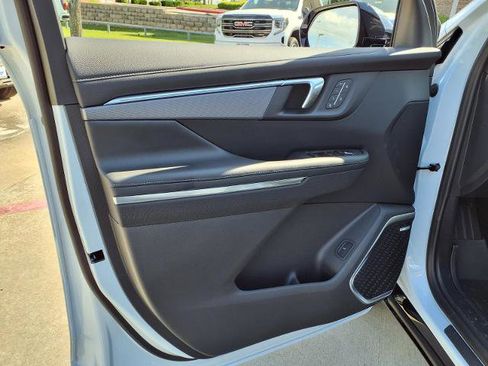 New 2026 Buick Enclave Sport Touring image 21