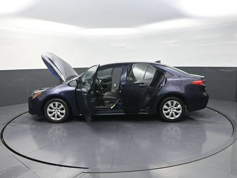 Used 2024 Toyota Corolla LE FWD image 42